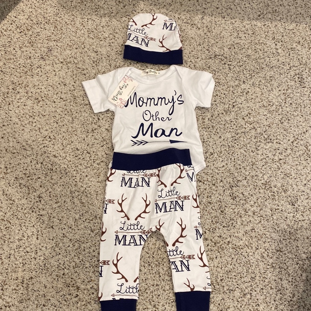 NWT Boys Boutique 3 piece set - size 80 (12 month)